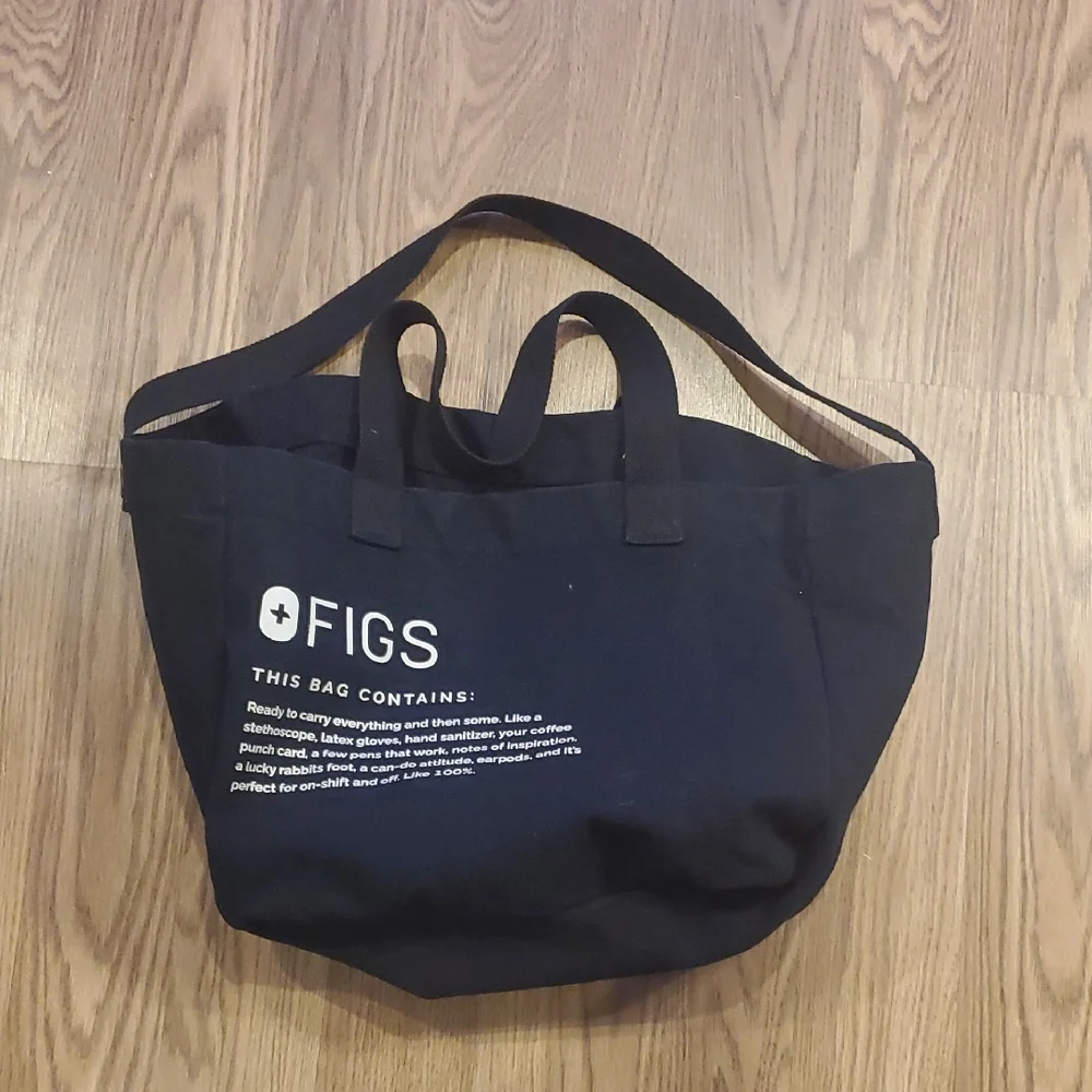 FIGS Classic Black Tote Bag - Picture 5 of 5